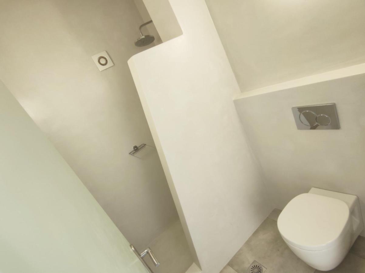 Happy Fish Rooms- Beachfront Perissa  Luaran gambar